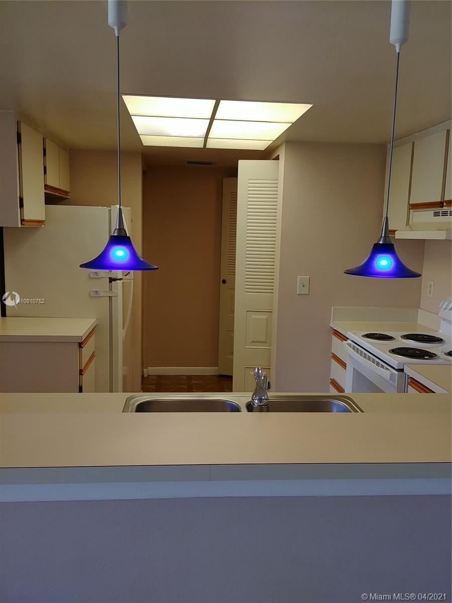 VISCONTI CONDO - Residential