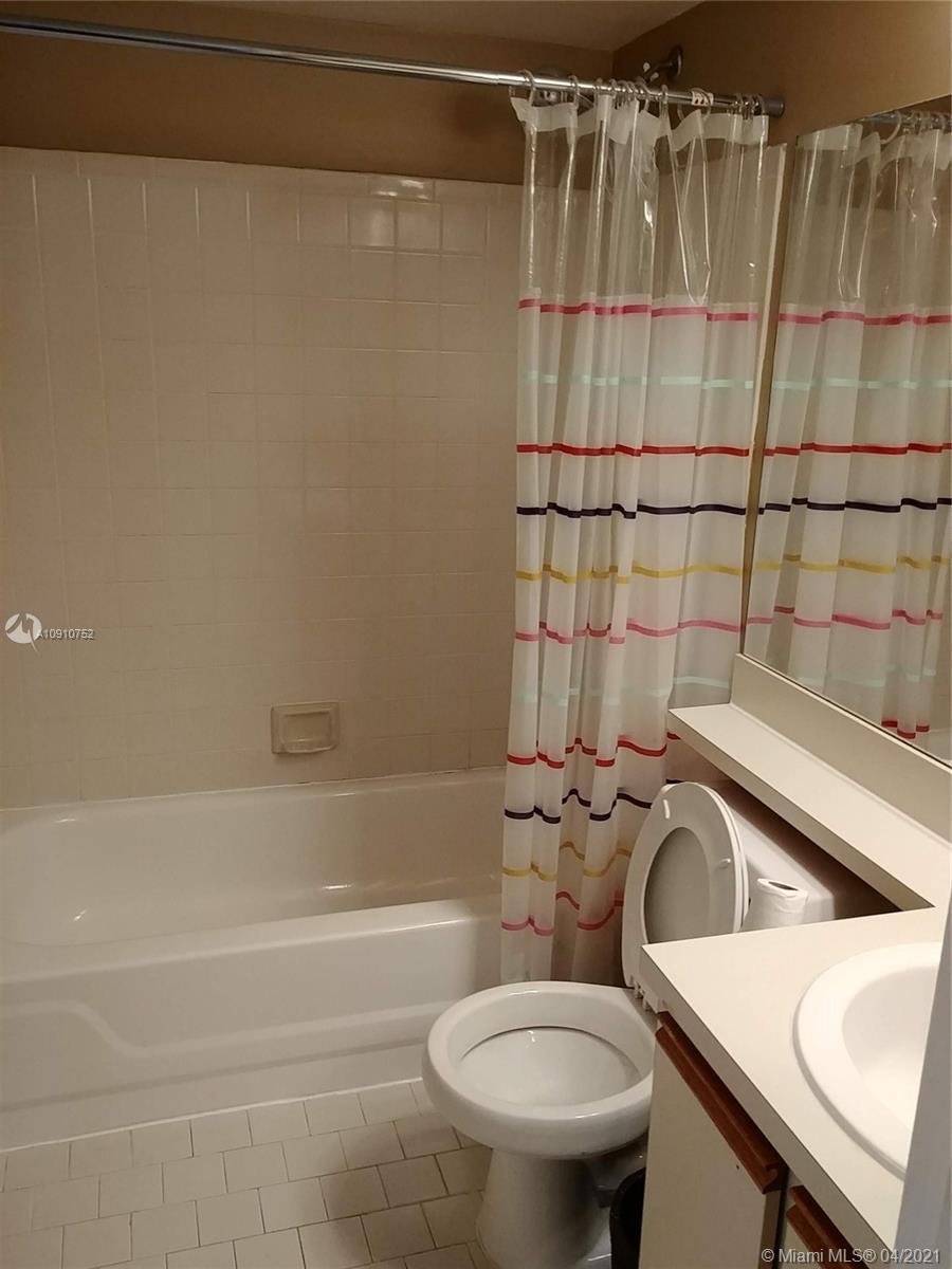 VISCONTI CONDO - Residential