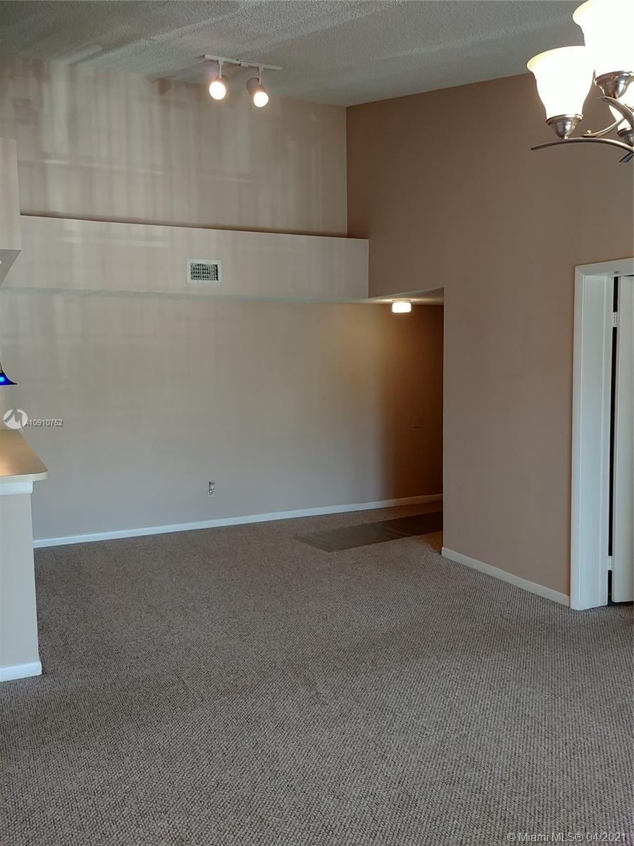 VISCONTI CONDO - Residential