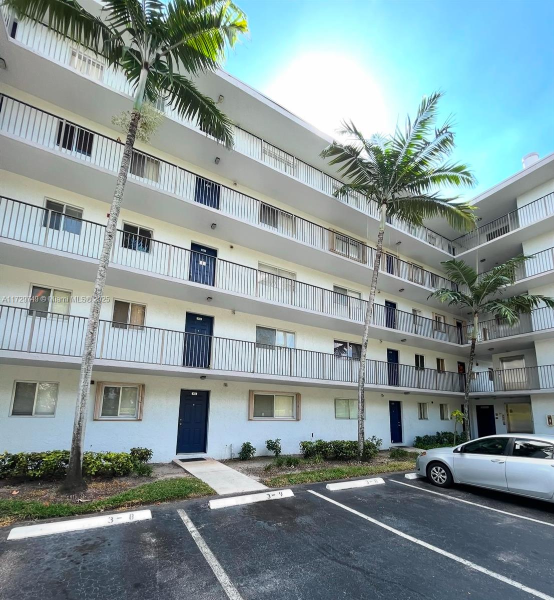 8750 N Sherman Cir 302, Miramar, Broward County, Florida - 2 Bedrooms  
2 Bathrooms - 