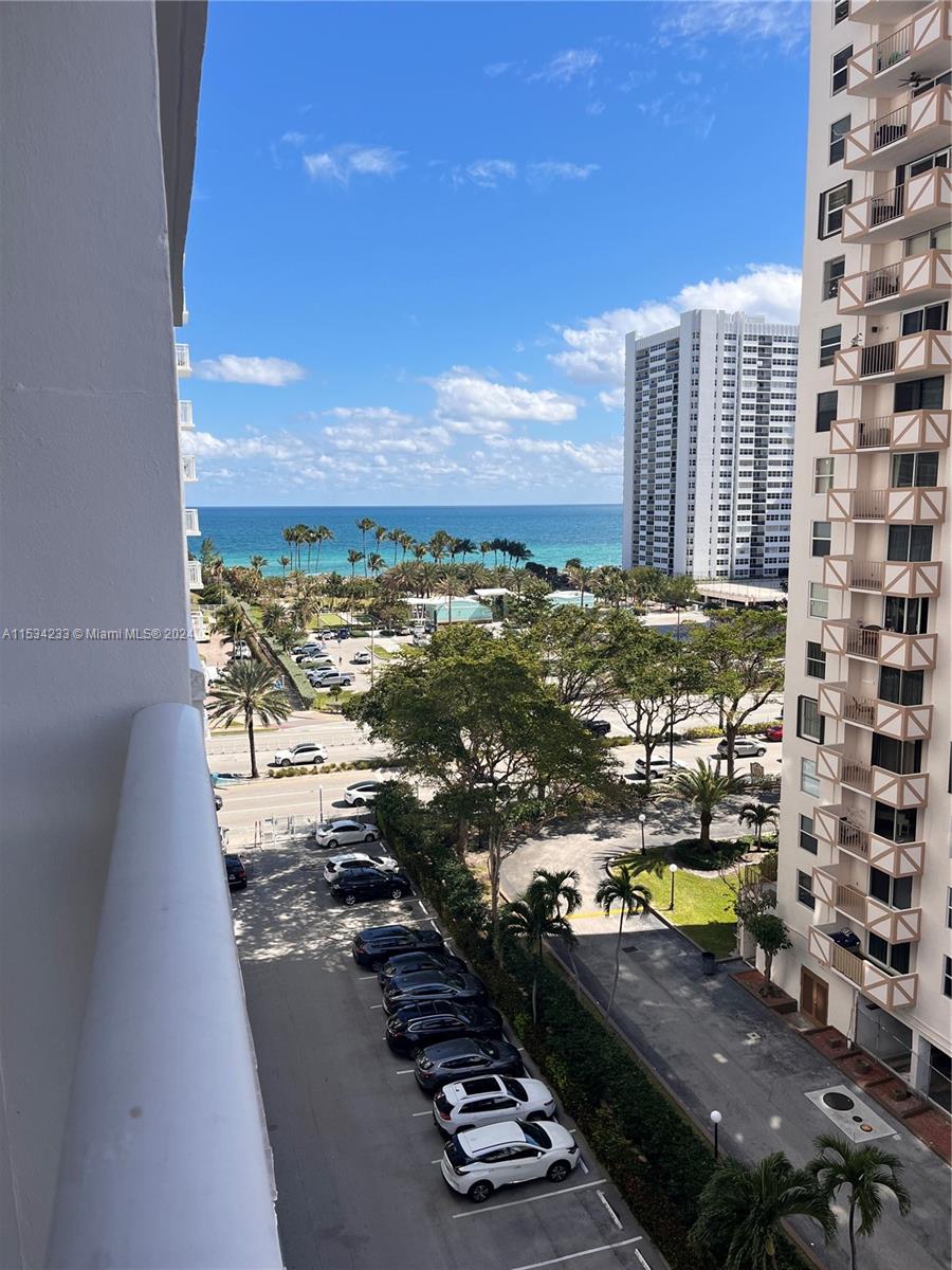 PLAZA TOWERS SOUTH CONDO - Residential Lease
