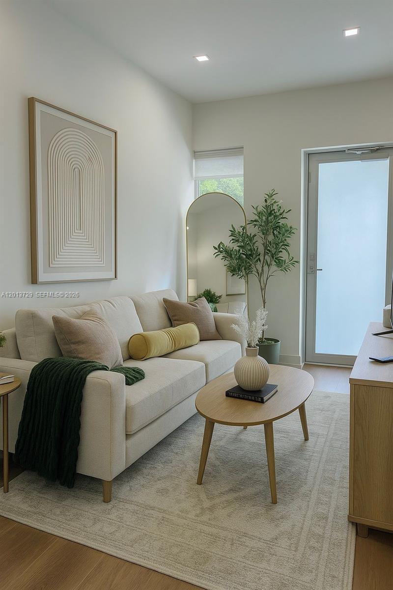 COMMERCIAL SUB - Residential Lease