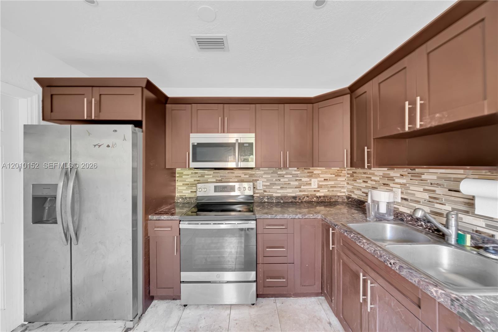CARTERS ADDN TO C GR - Residential