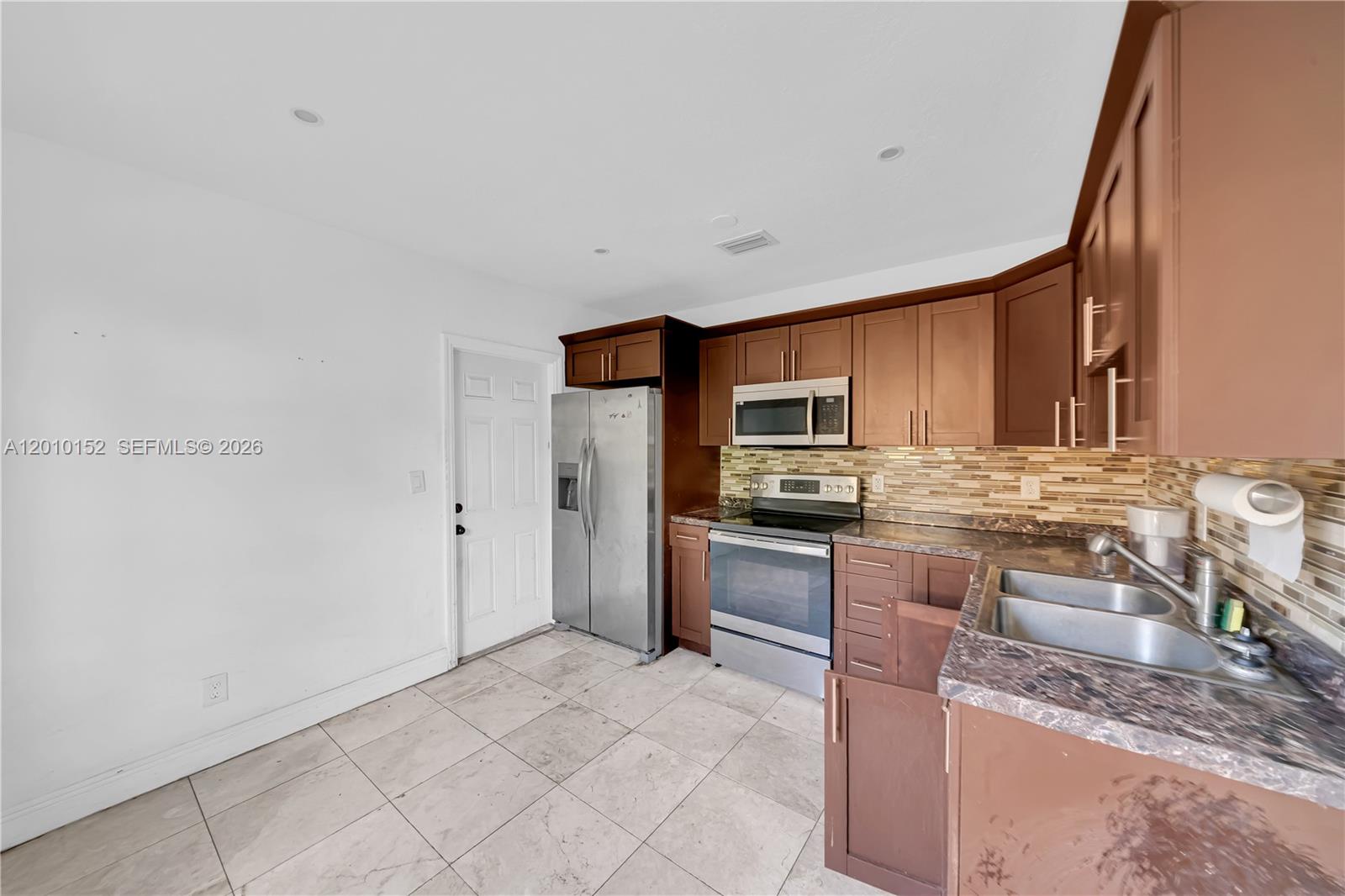 CARTERS ADDN TO C GR - Residential