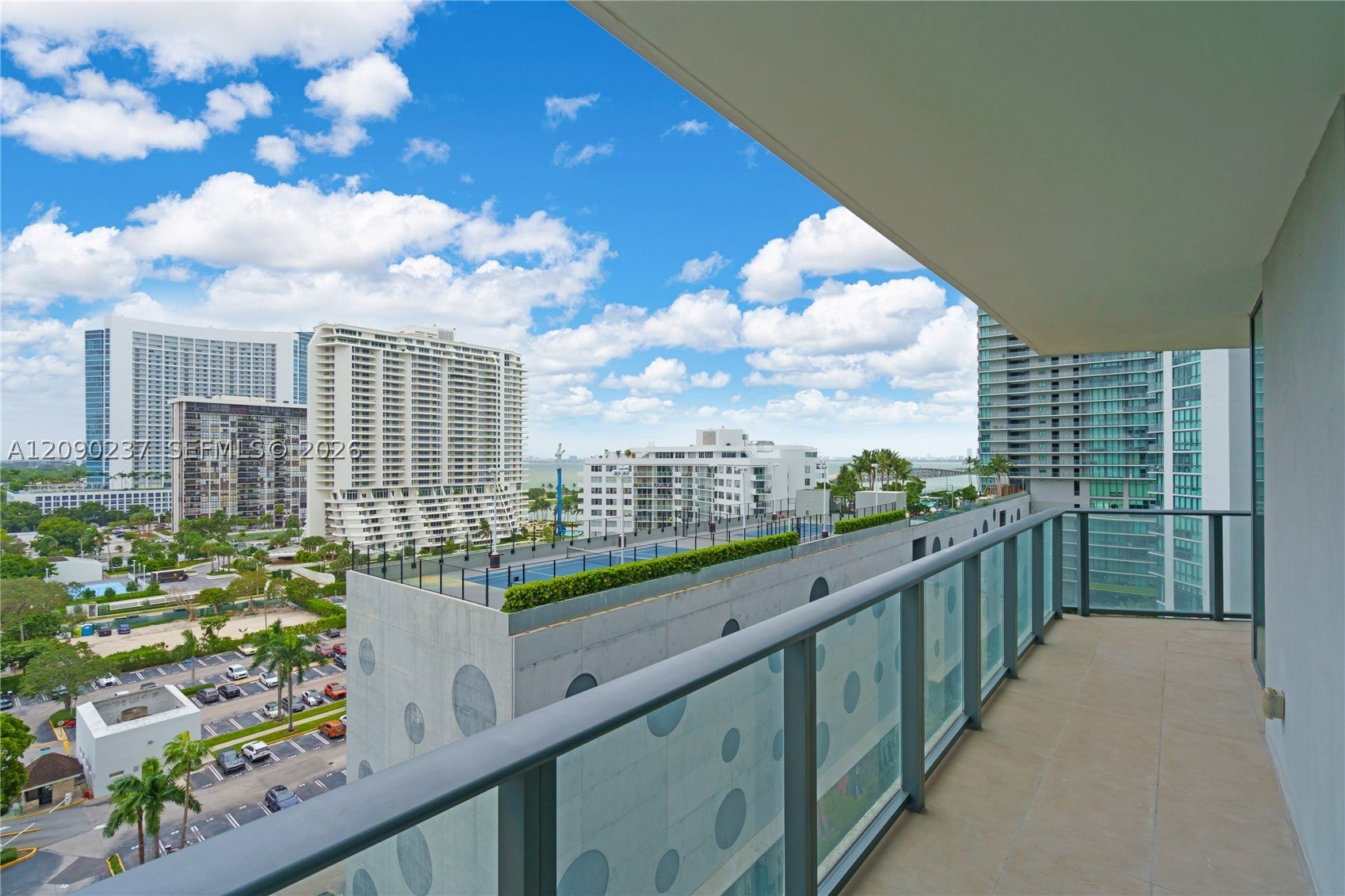 501 NE 31st St 901