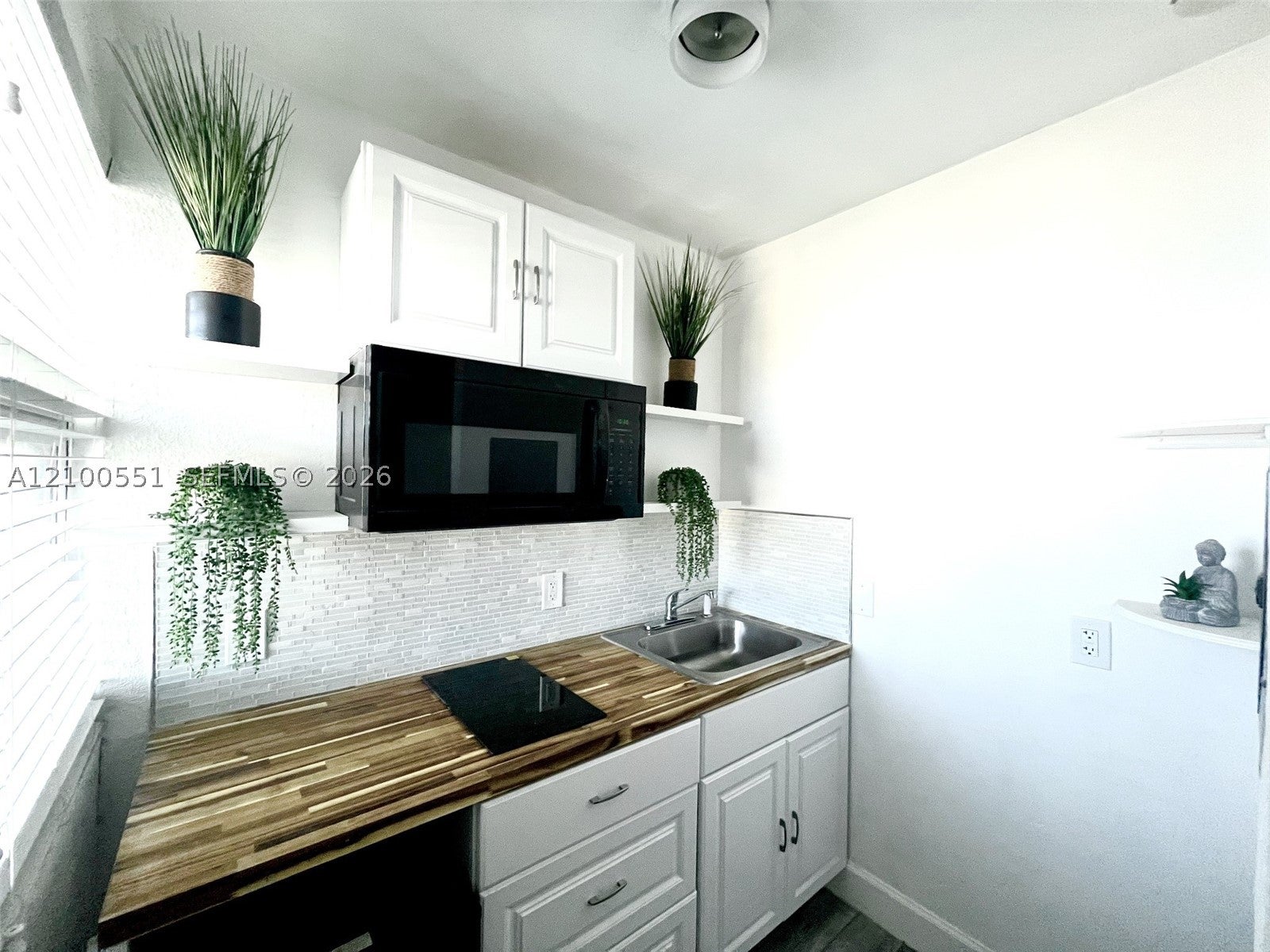 935 S Atlantic Ave 255,256