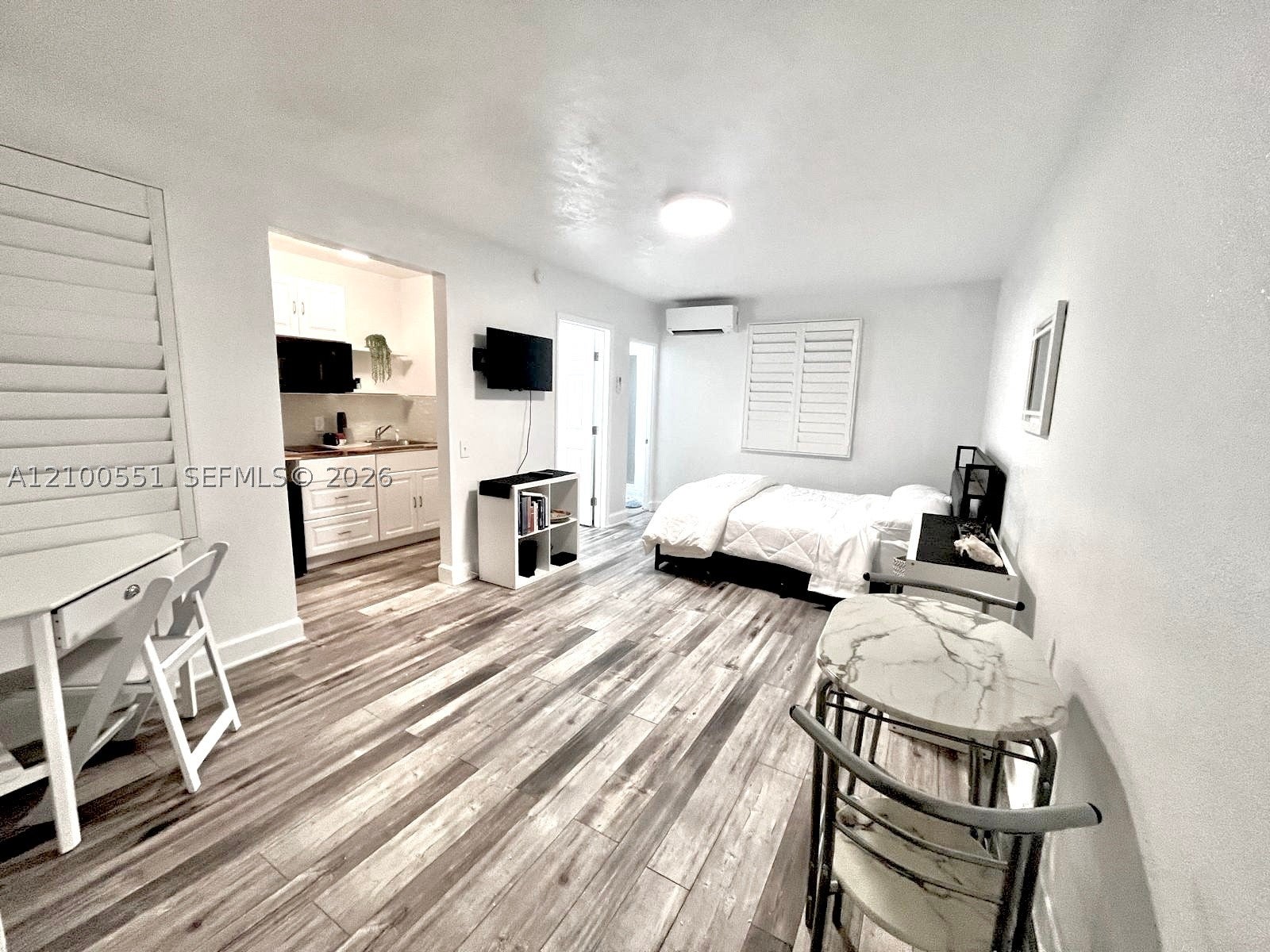935 S Atlantic Ave 255,256