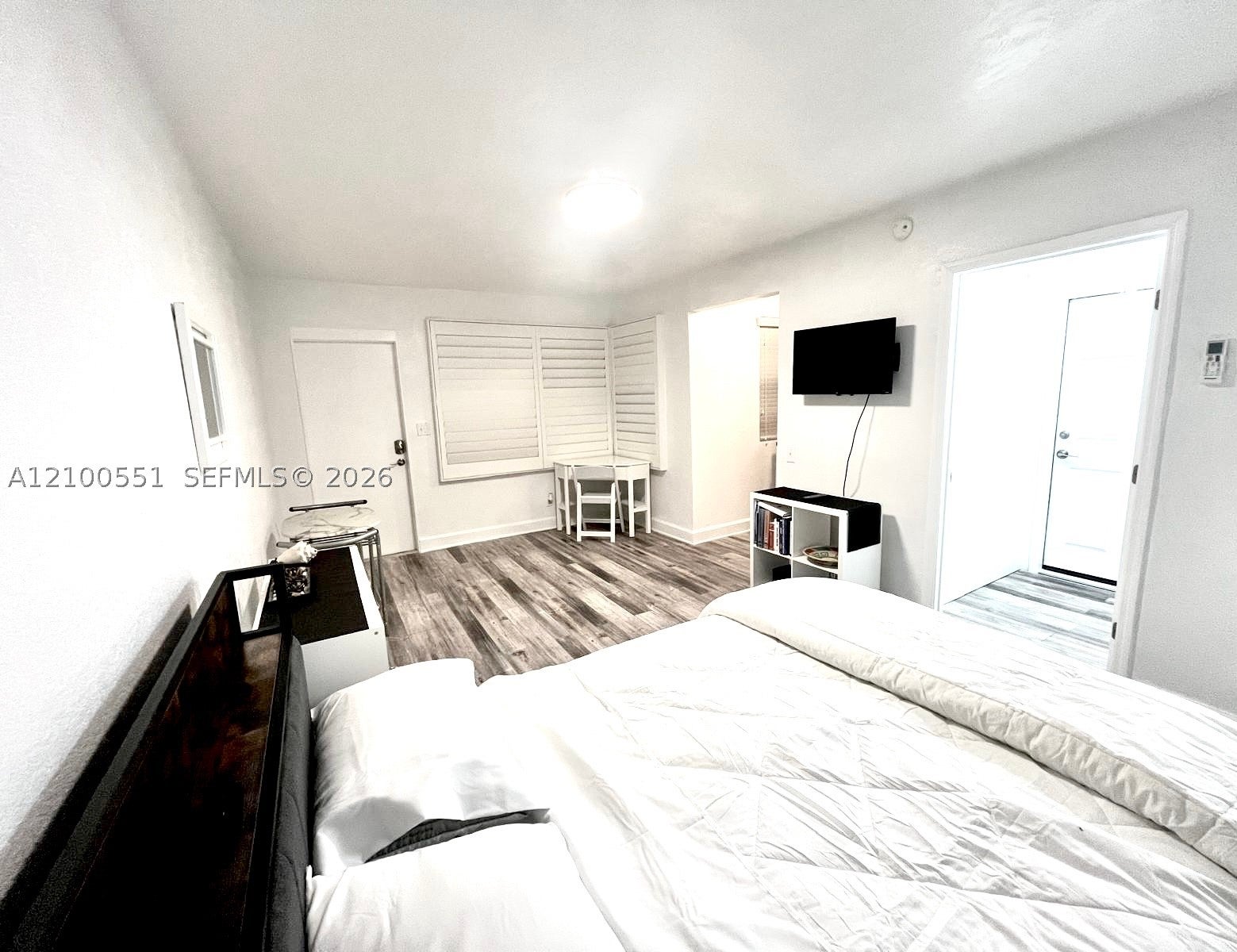 935 S Atlantic Ave 255,256