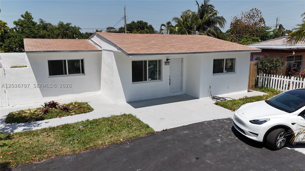 Photo of 6515 SW 20th Ct, Miramar, FL 33023 (MLS # A12036797)