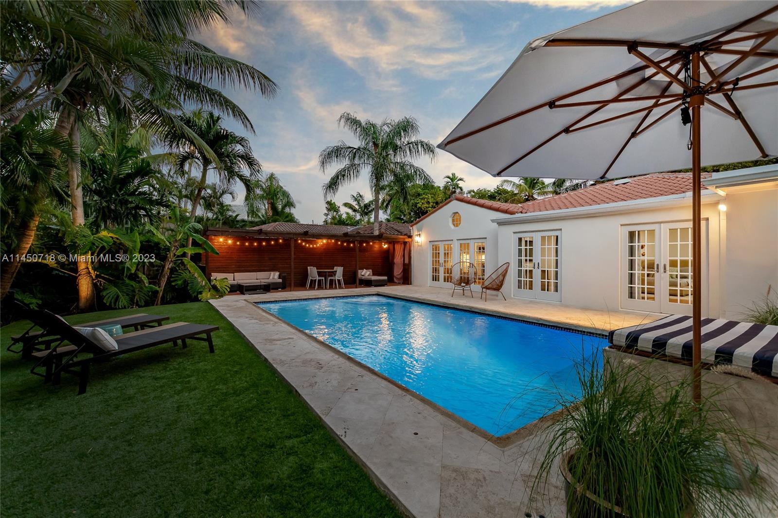 RHODES AMD NEW BISC - Residential