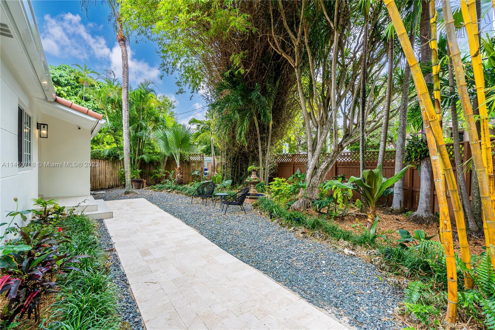 RHODES AMD NEW BISC - Residential