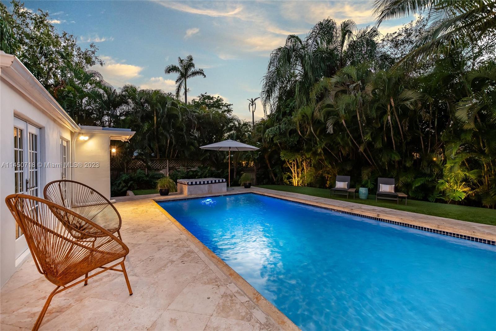 RHODES AMD NEW BISC - Residential