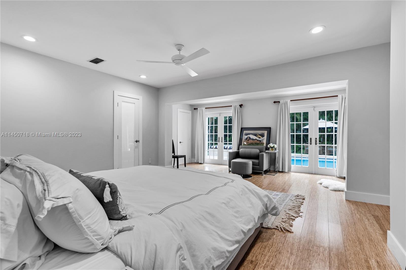 RHODES AMD NEW BISC - Residential