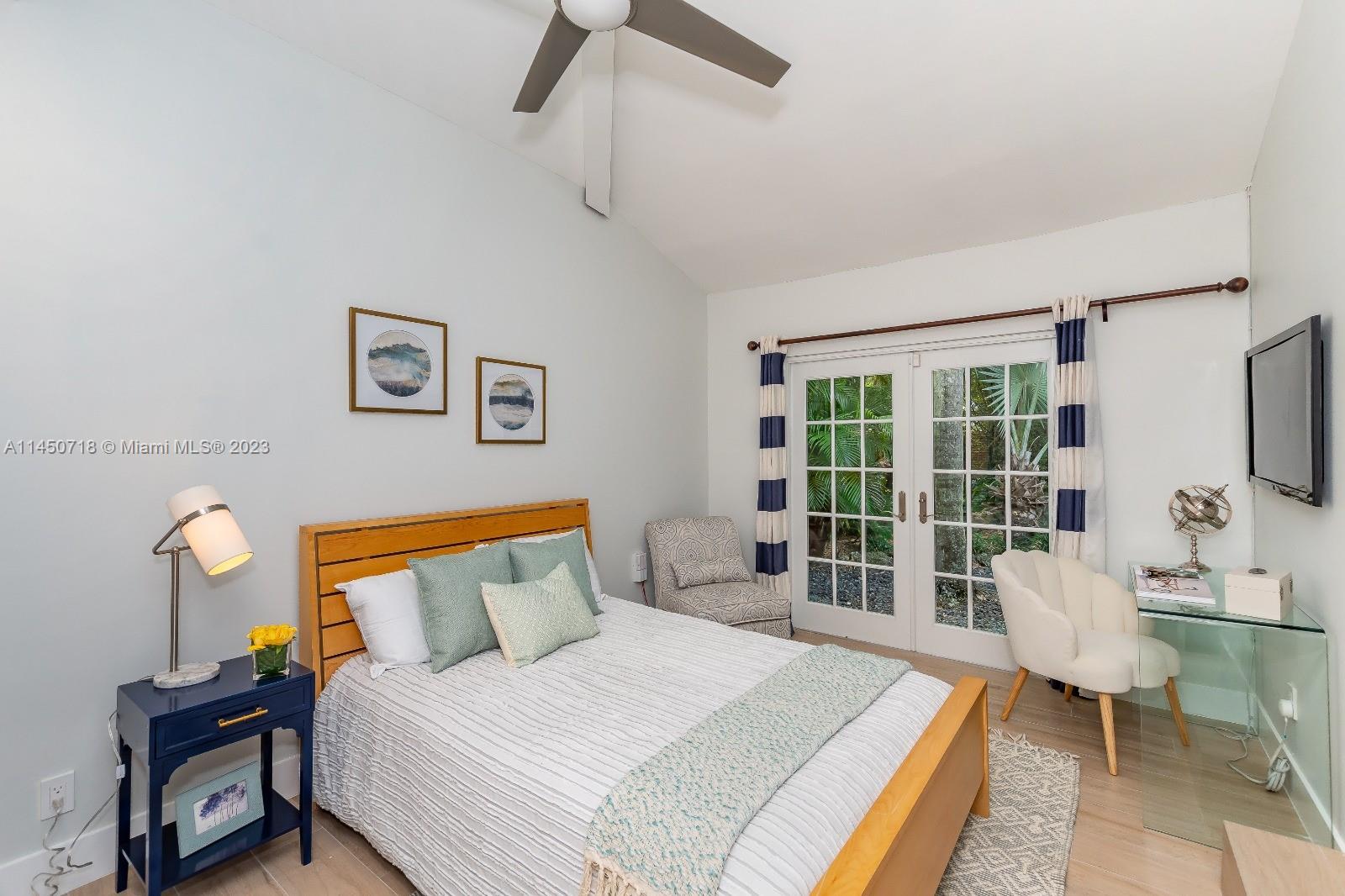 RHODES AMD NEW BISC - Residential