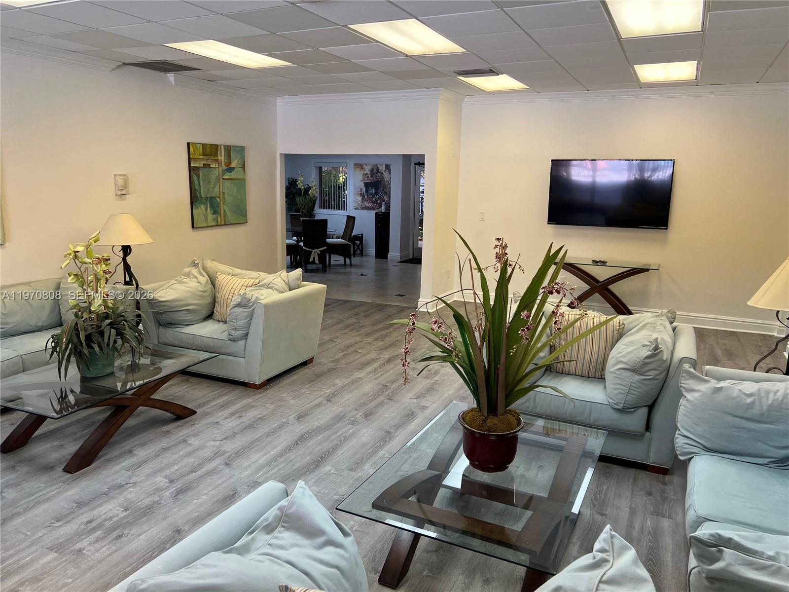 VILLAGE AT THE FALLS COND - Residential