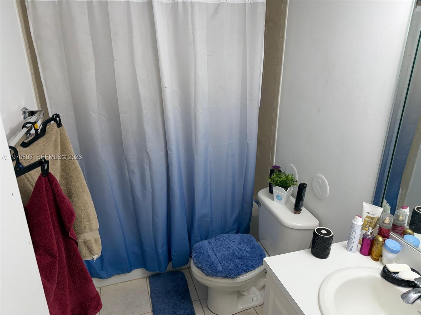 VILLAGE AT THE FALLS COND - Residential