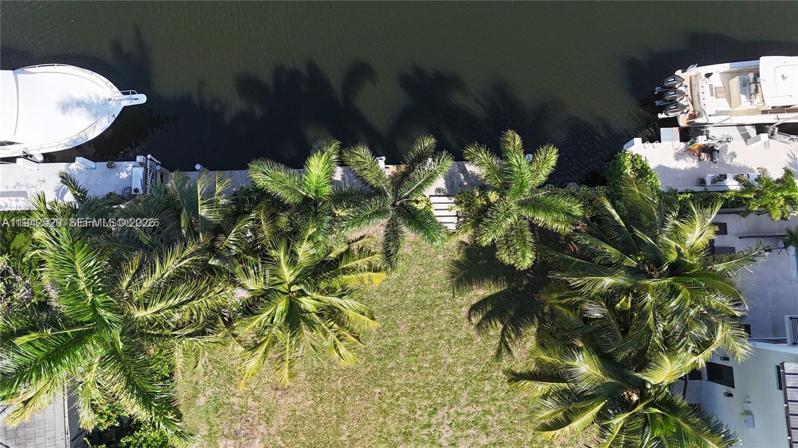 CORAL KEY VILLAS 2ND SEC - Land