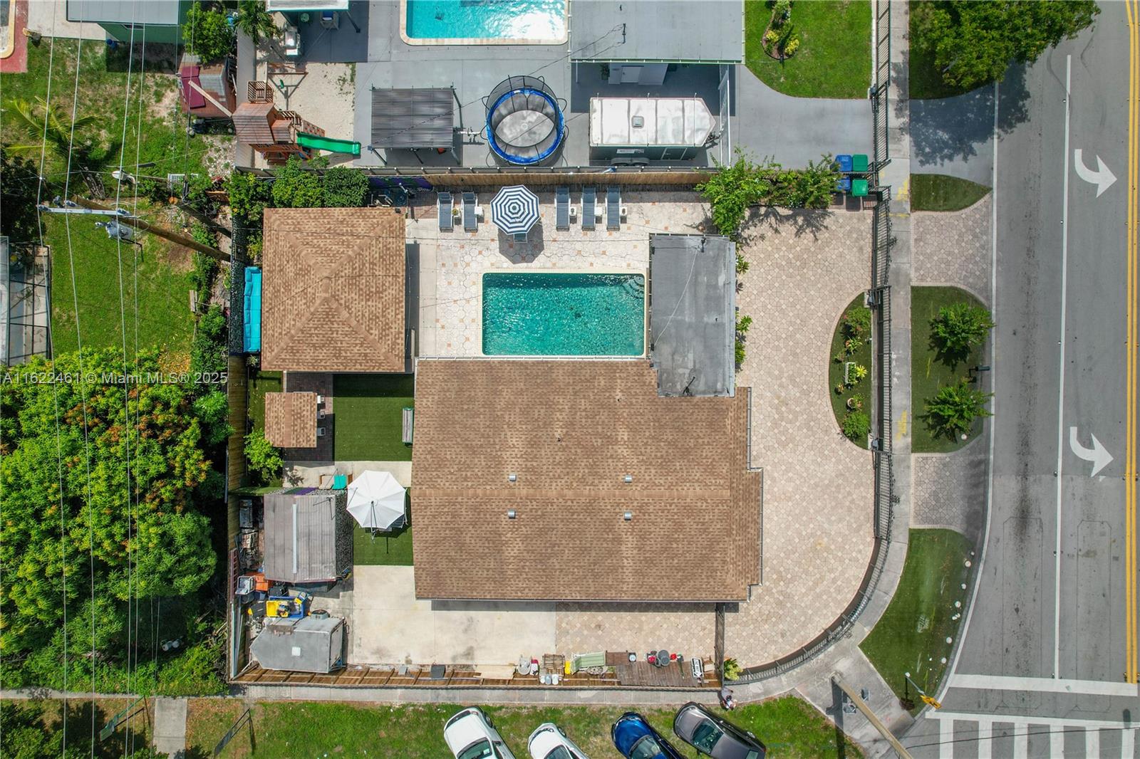 1200 NW 175th St