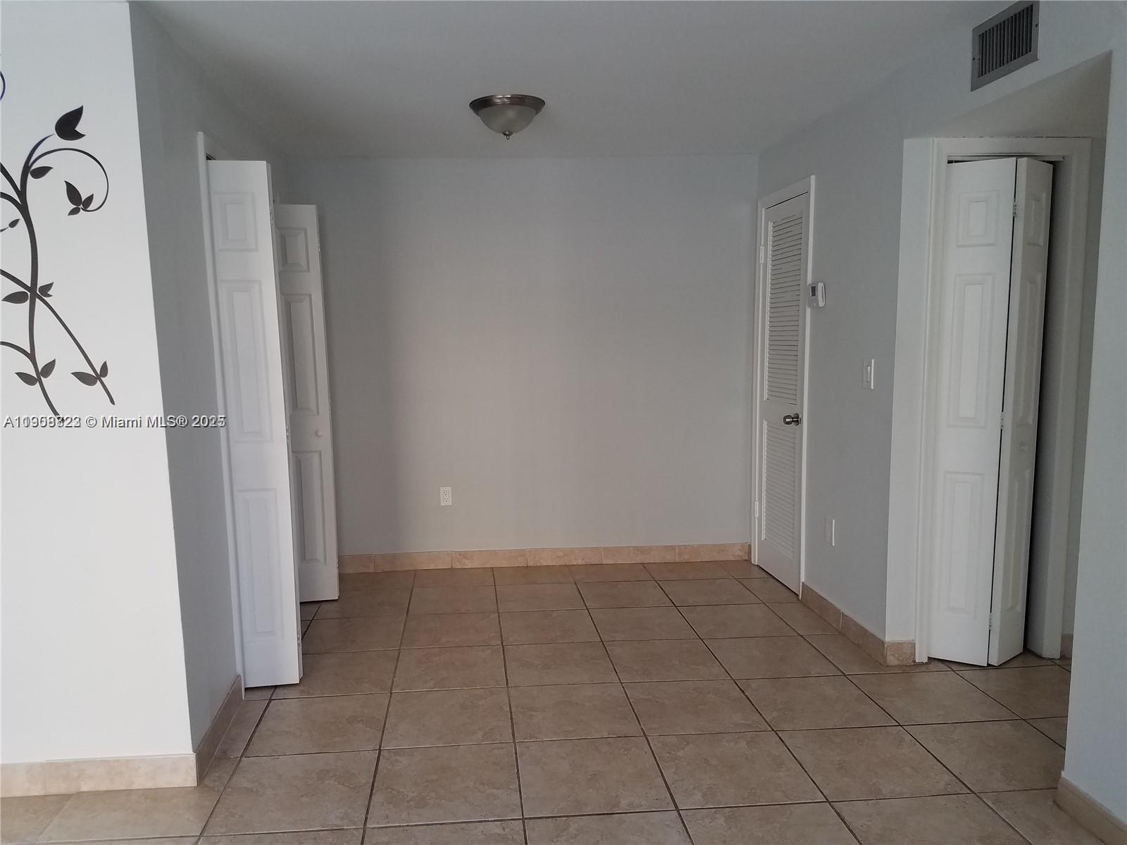 6424 COLLINS BLDG CONDO - Residential