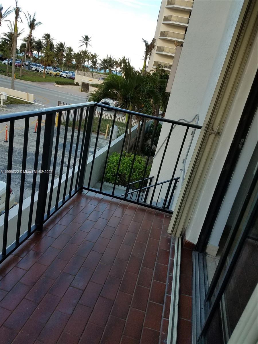 6424 COLLINS BLDG CONDO - Residential