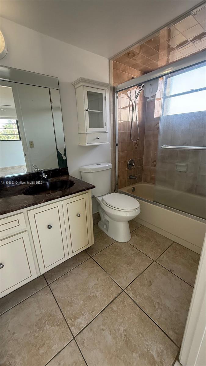 6424 COLLINS BLDG CONDO - Residential