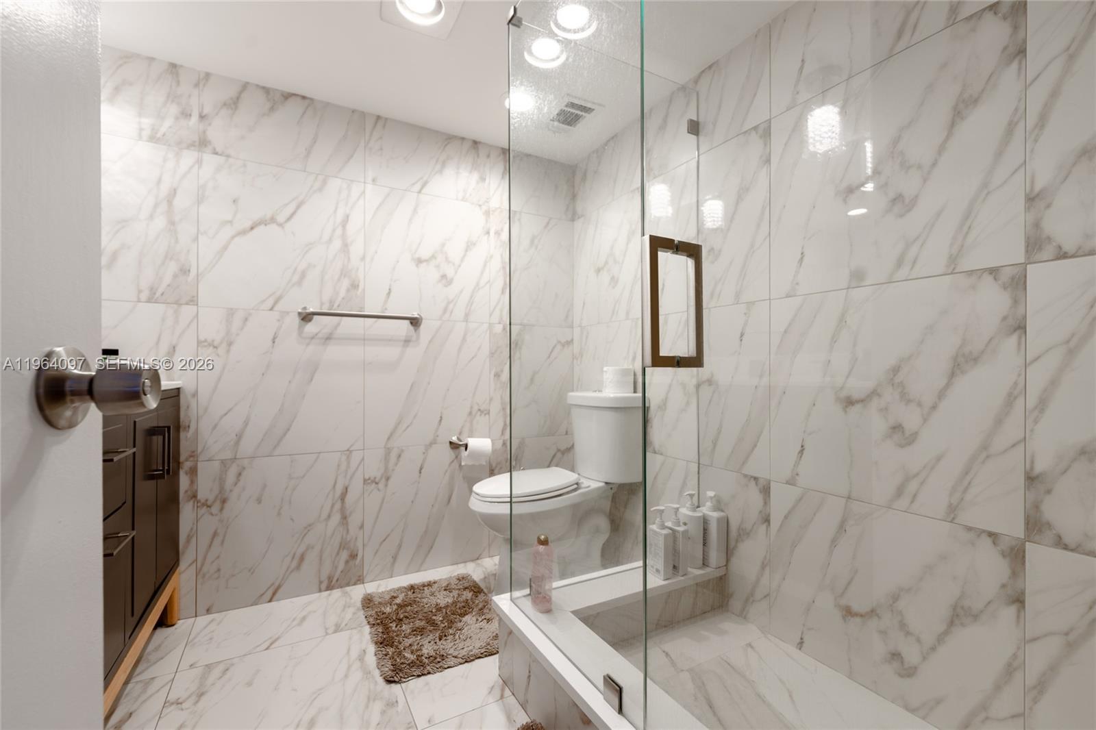 VILLA LAGO CONDO APTS - Residential