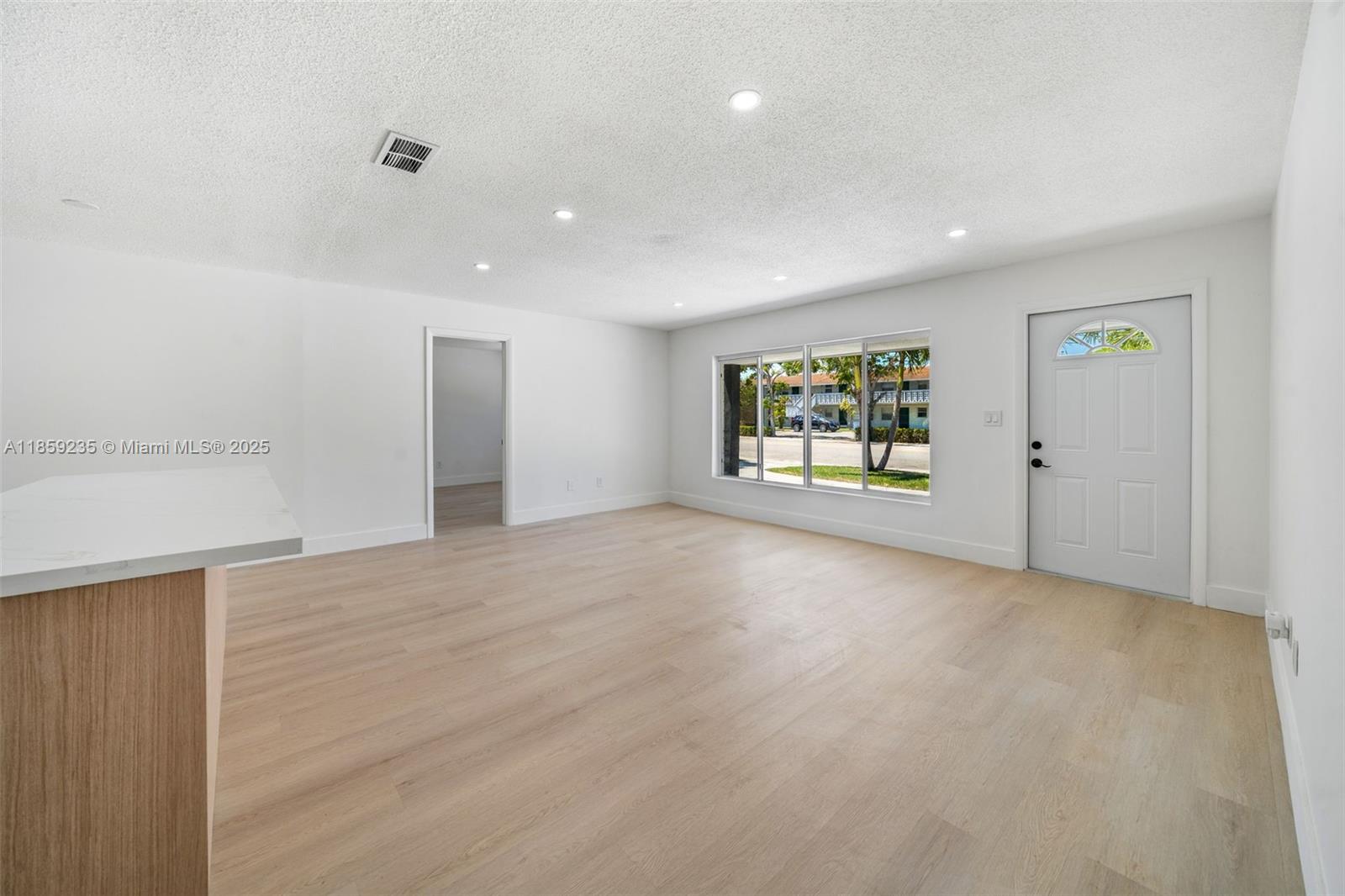 846 Foresteria Dr