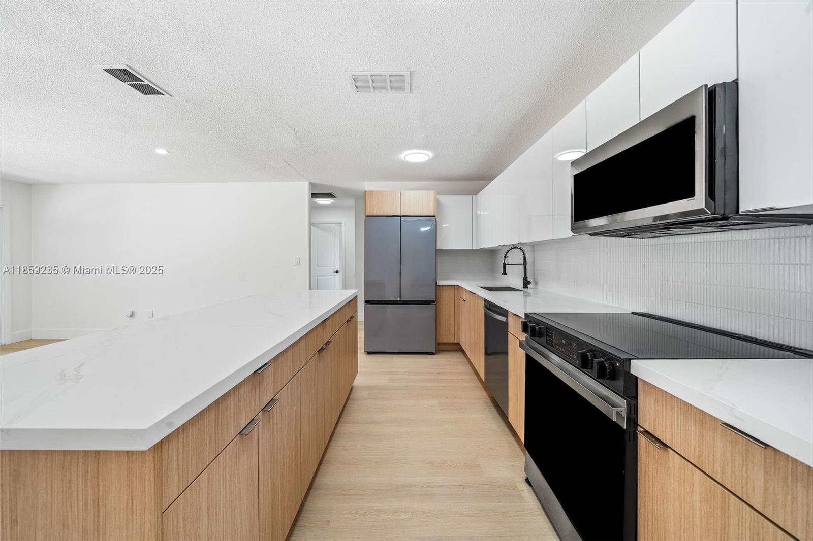KELSEY CITY - Residential
