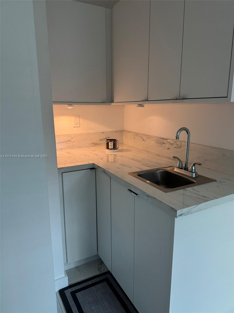 SOUTH LANDING ESTATES - Residential Lease