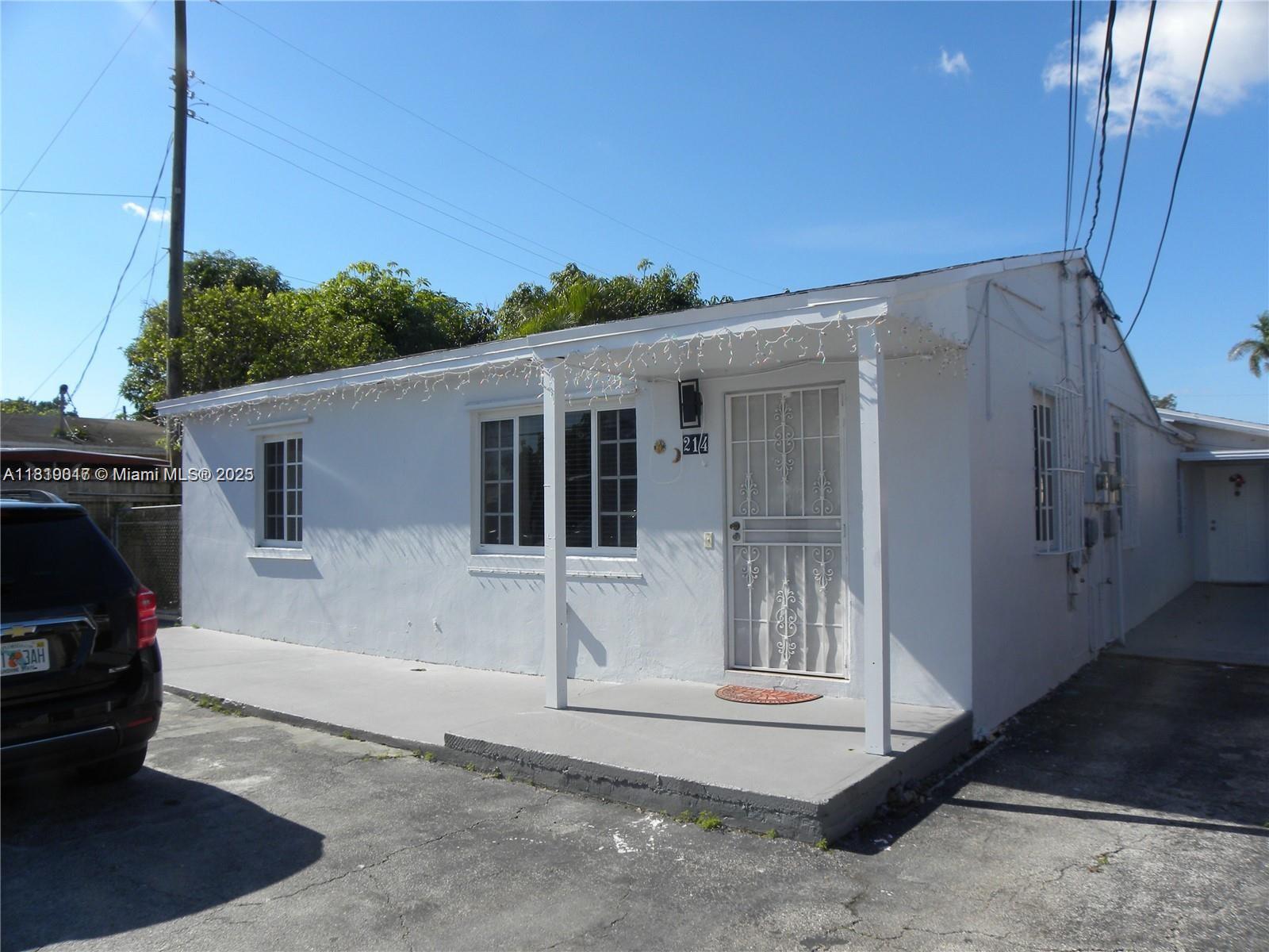 214 Nw 49th Ave Rear, Miami, Broward County, Florida - 1 Bathrooms - 