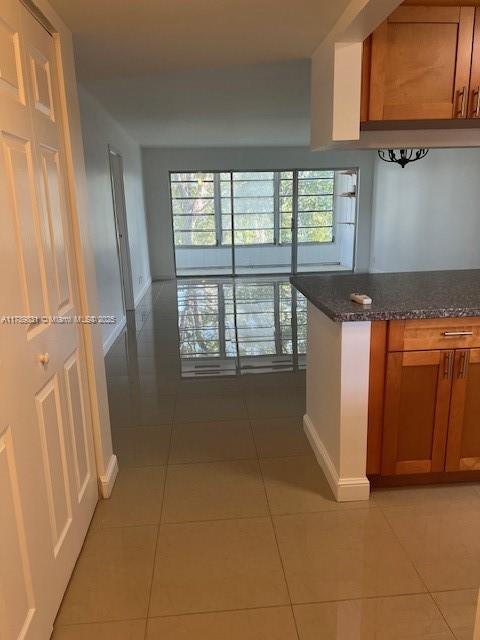 8360 Sands Point Blvd G 304