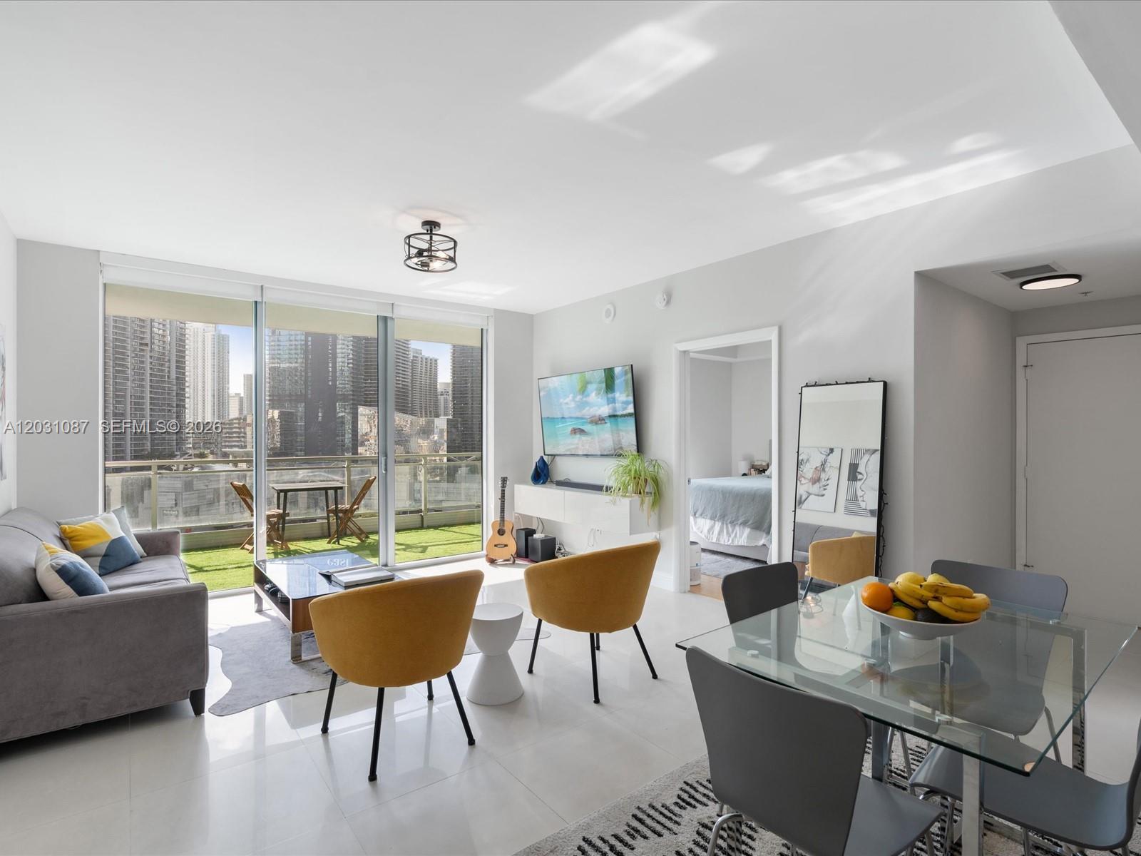 90 SW 3rd St 2015