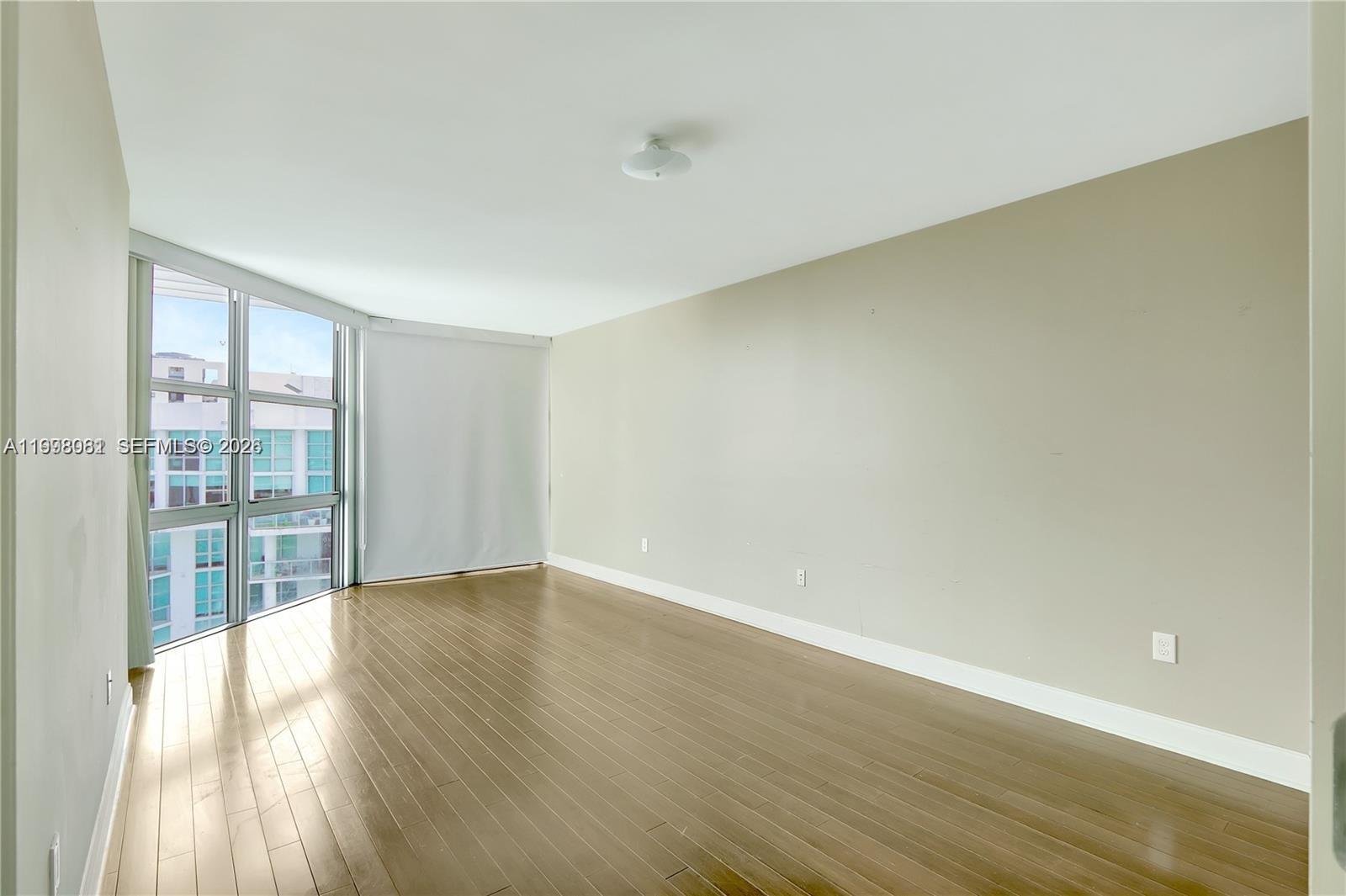 THE ATRIUM AT AVENTURA - Residential