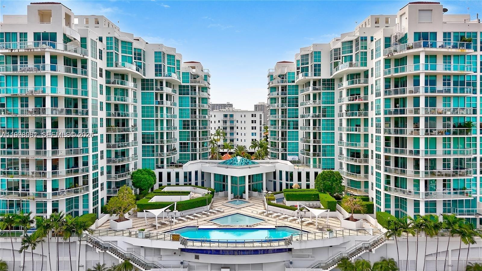 THE ATRIUM AT AVENTURA - Residential