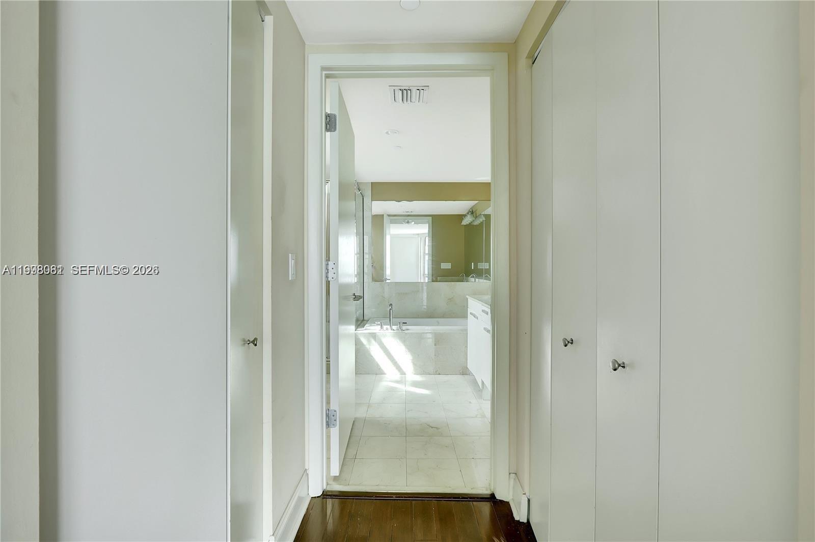 THE ATRIUM AT AVENTURA - Residential