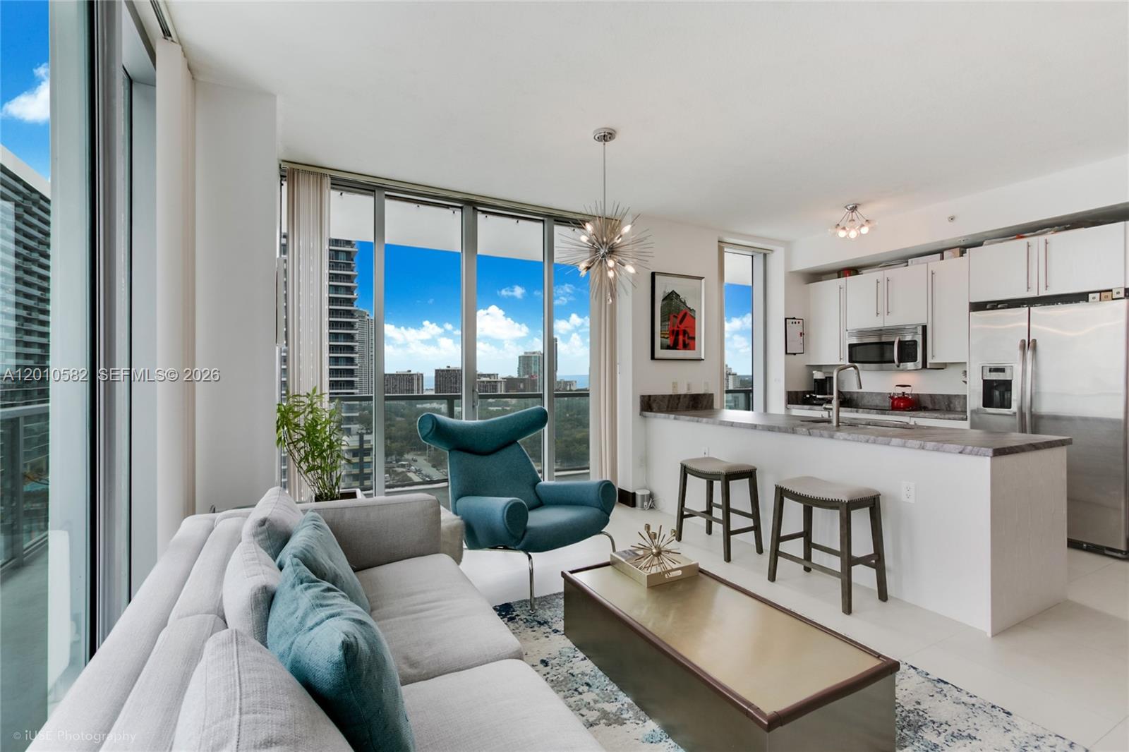 THE AXIS ON BRICKELL COND - Residential