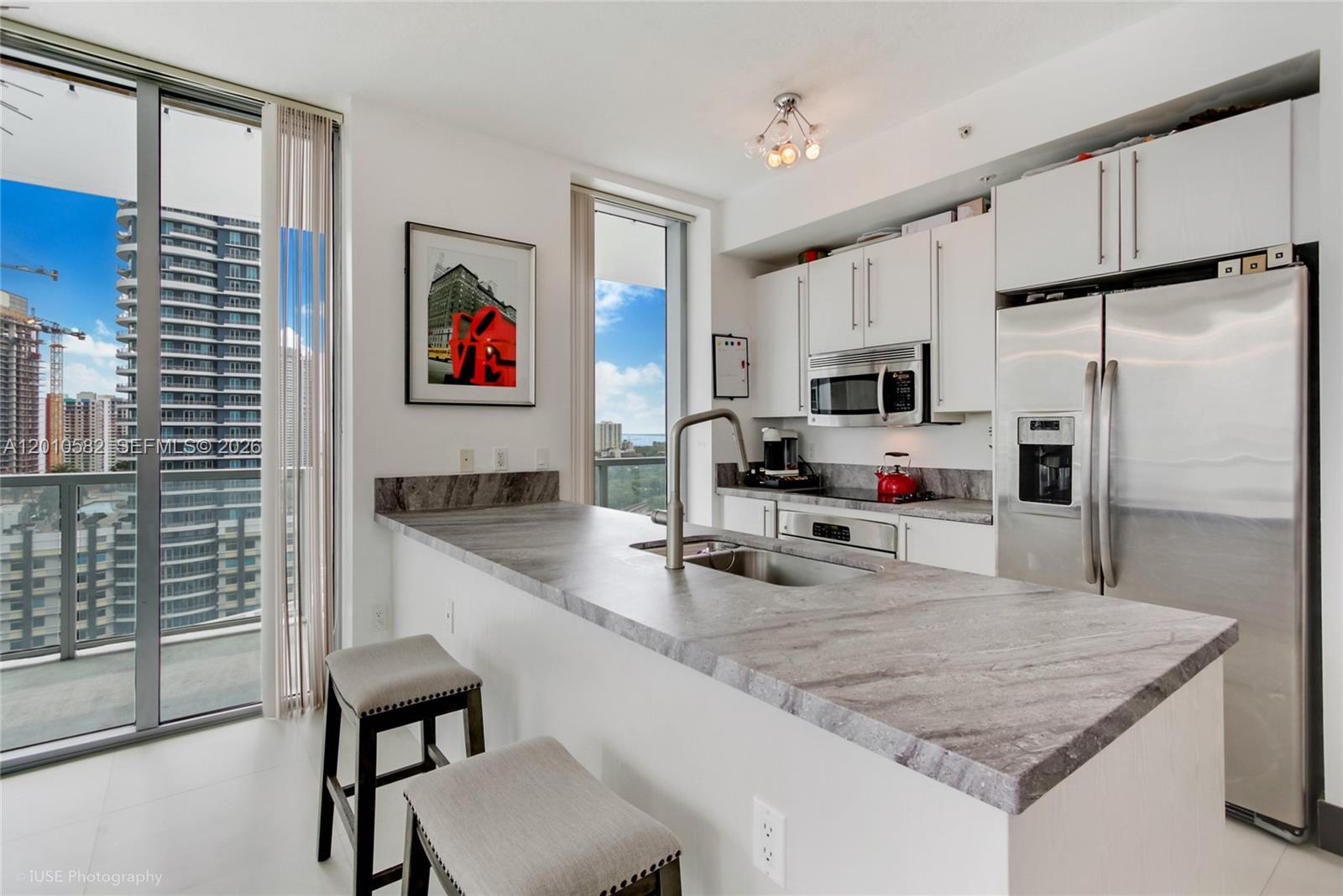 THE AXIS ON BRICKELL COND - Residential