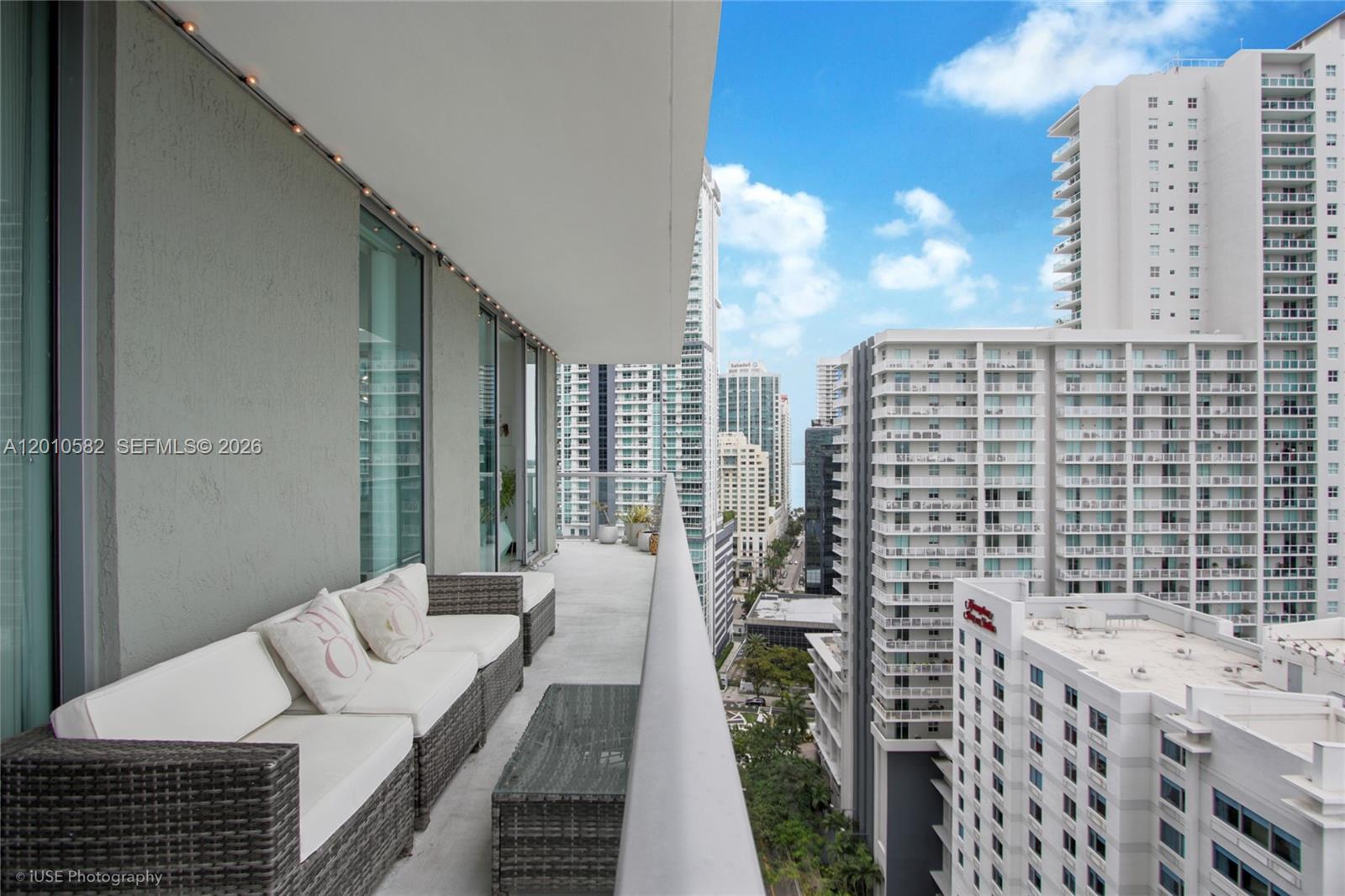 THE AXIS ON BRICKELL COND - Residential