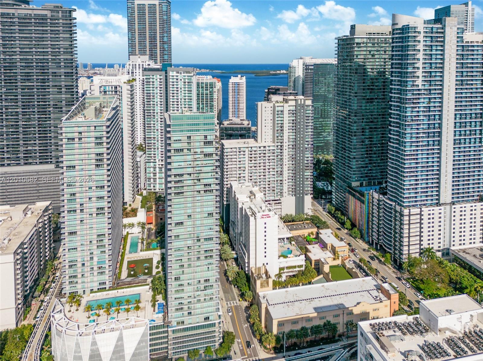 THE AXIS ON BRICKELL COND - Residential