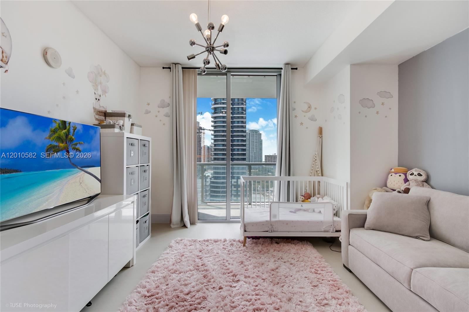 THE AXIS ON BRICKELL COND - Residential