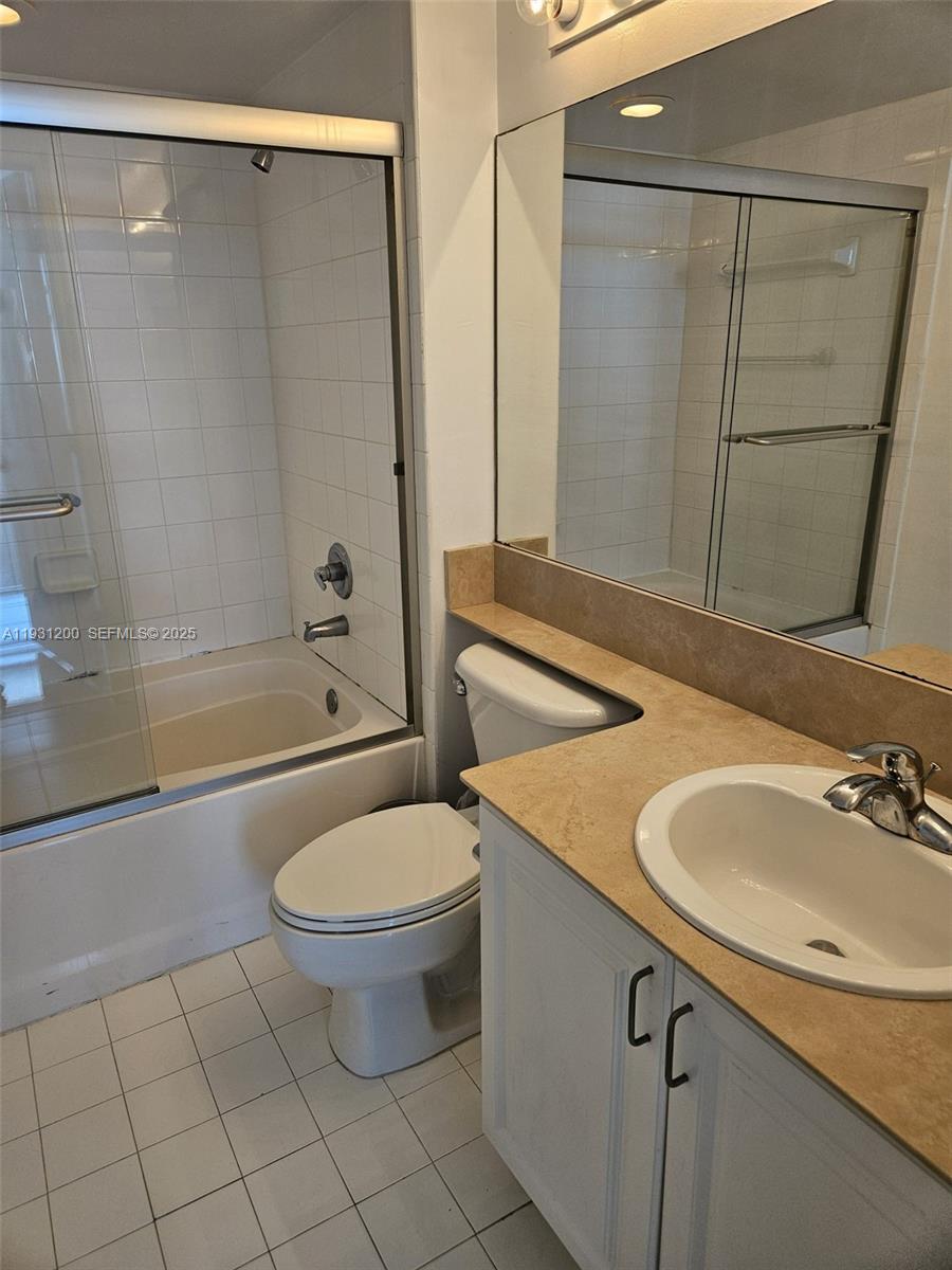 THE MARK ON BRICKELL COND - Residential Lease