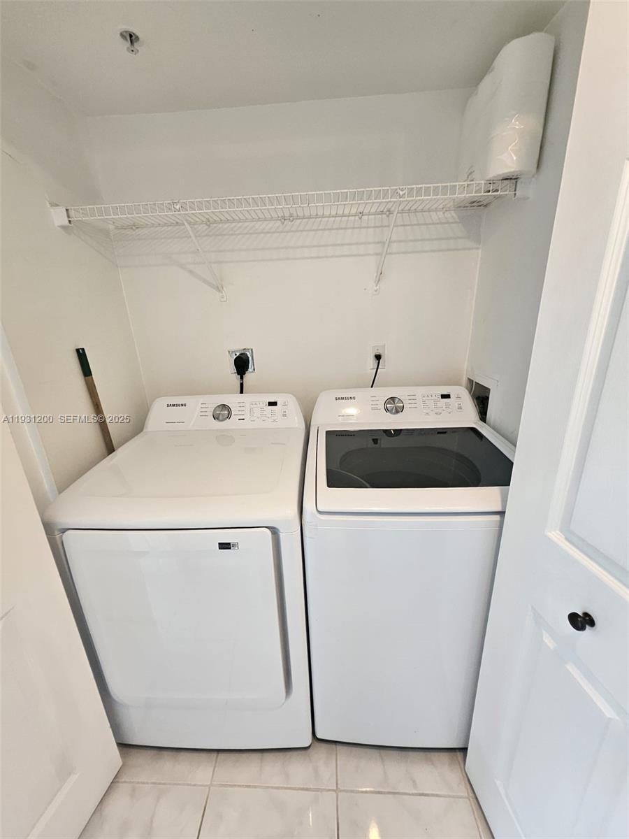 THE MARK ON BRICKELL COND - Residential Lease