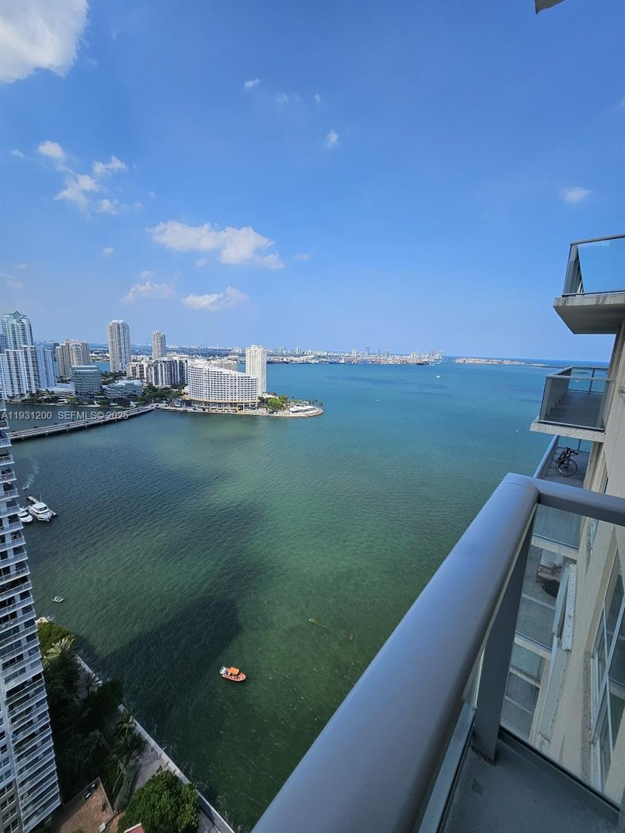 THE MARK ON BRICKELL COND - Residential Lease