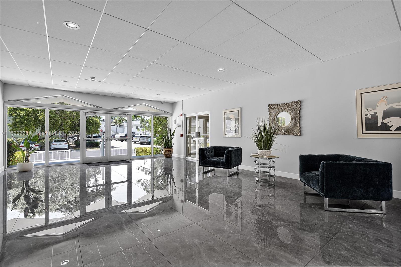 SUMMIT CONDO - Residential Lease