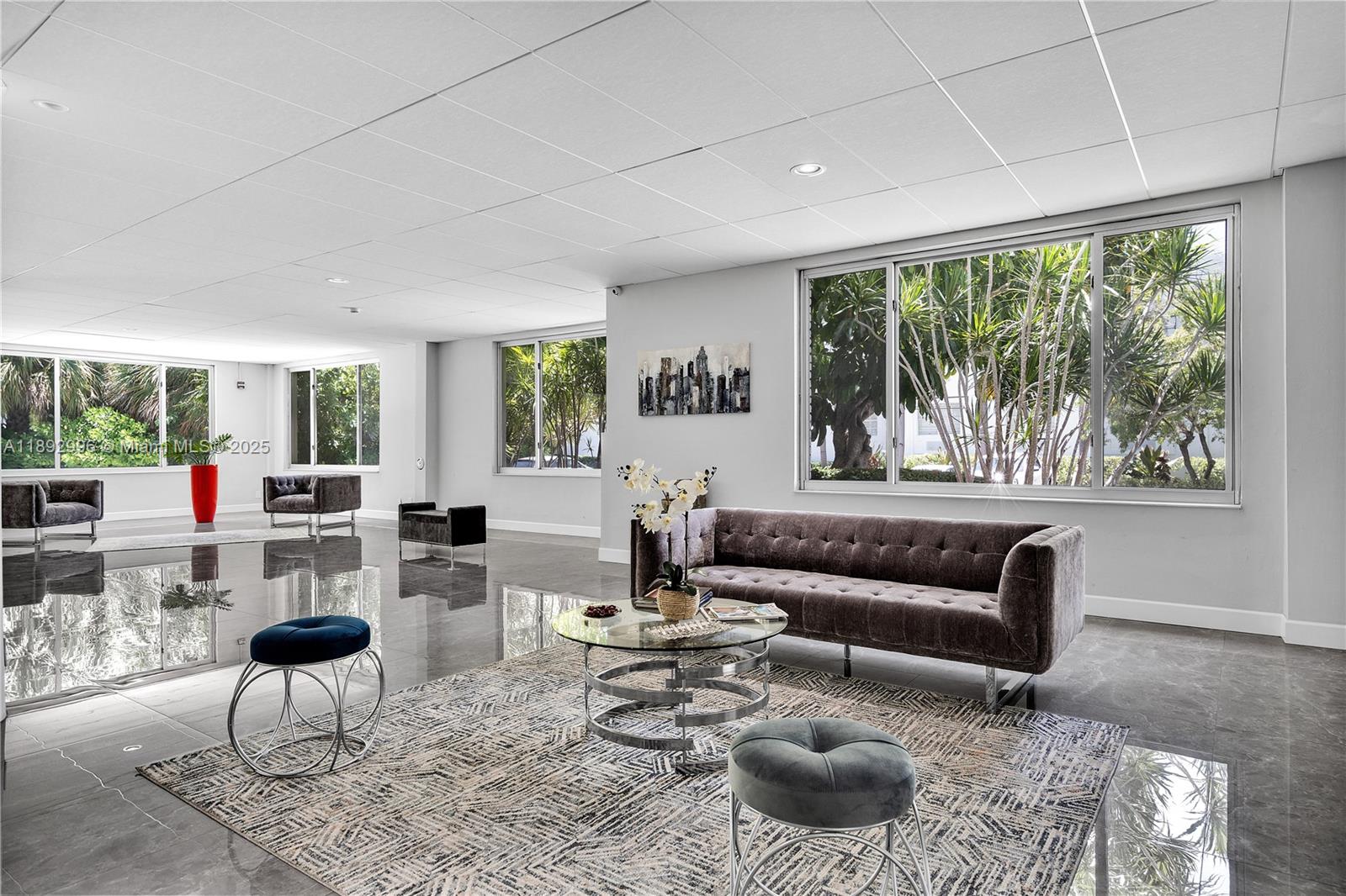 SUMMIT CONDO - Residential Lease