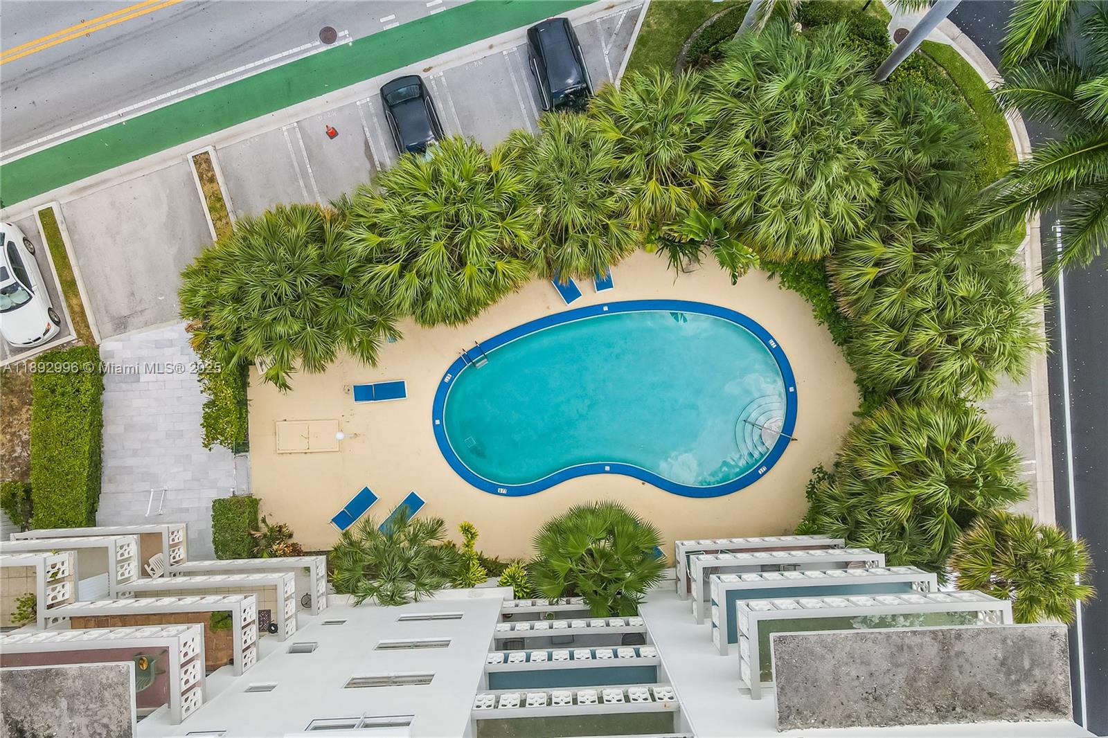 SUMMIT CONDO - Residential Lease