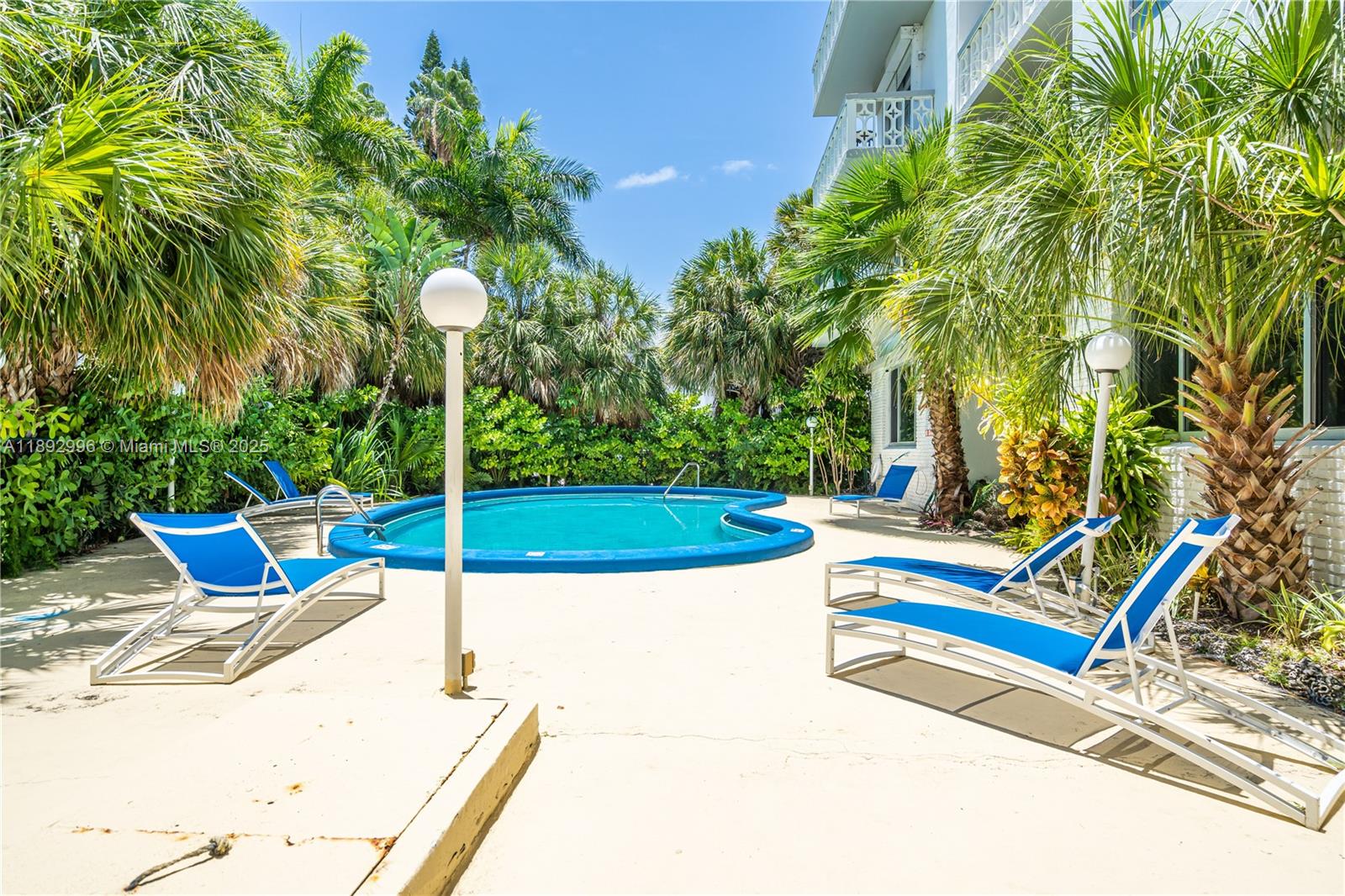 SUMMIT CONDO - Residential Lease