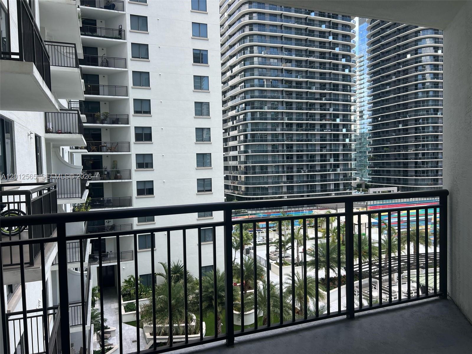 999 SW 1st Ave 1601