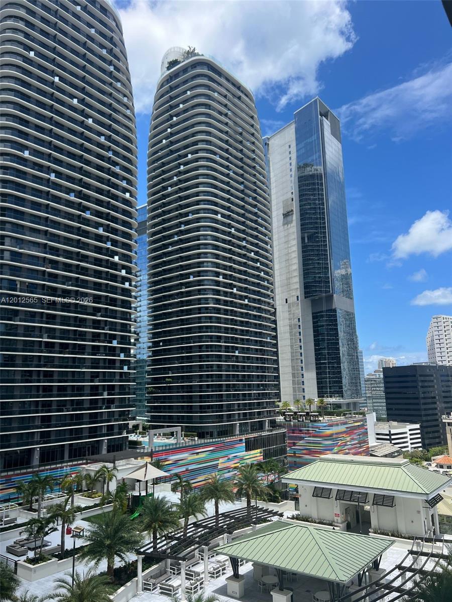 999 SW 1st Ave 1601
