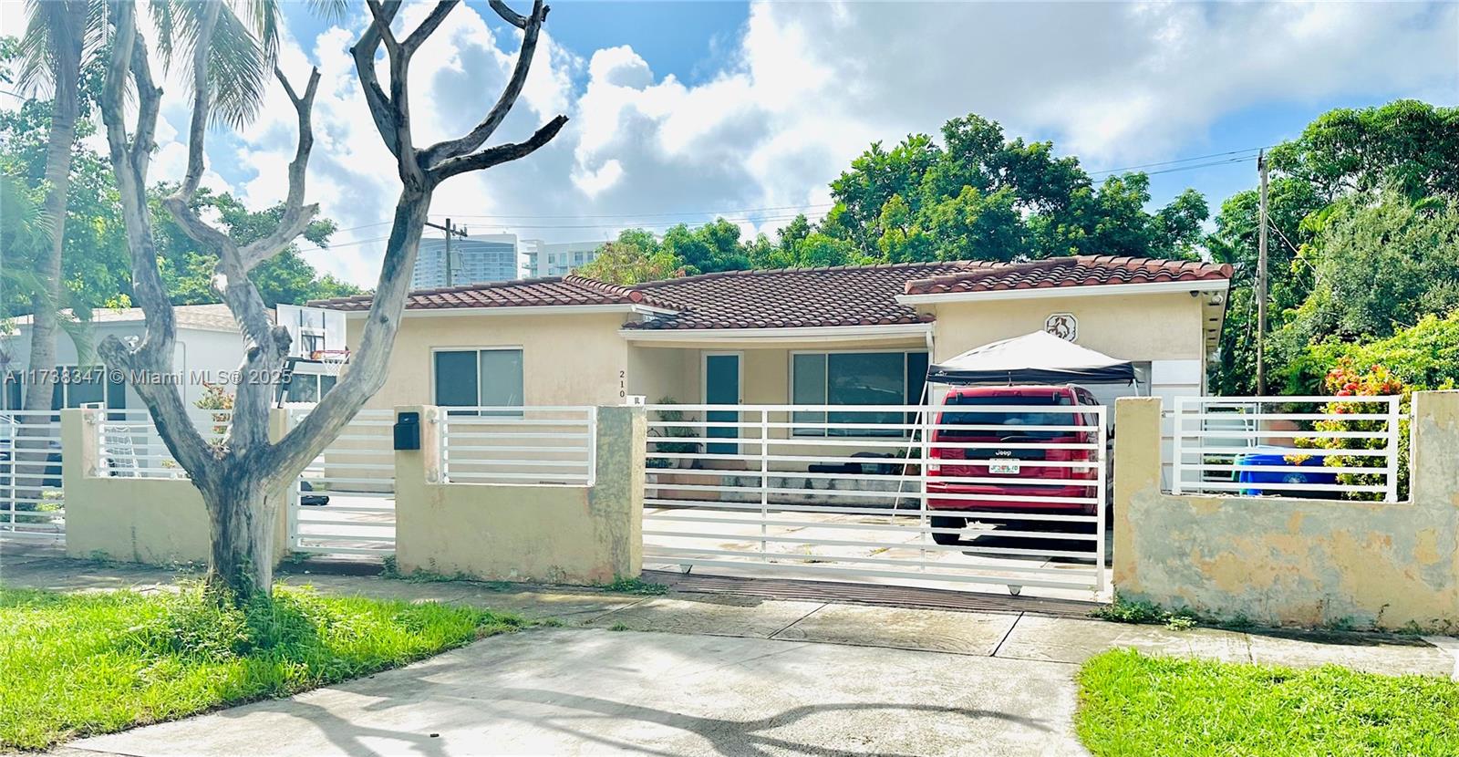 Property for Sale at 210 Ne 44th St, Miami, Broward County, Florida - Bedrooms: 4 
Bathrooms: 3  - $1,550,000